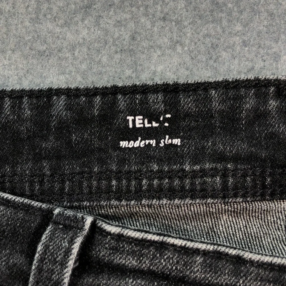 AG Tellis Mens Jeans 34x33 (fits 32x30) Black Slim Fit Dark Wash Stretch Denim